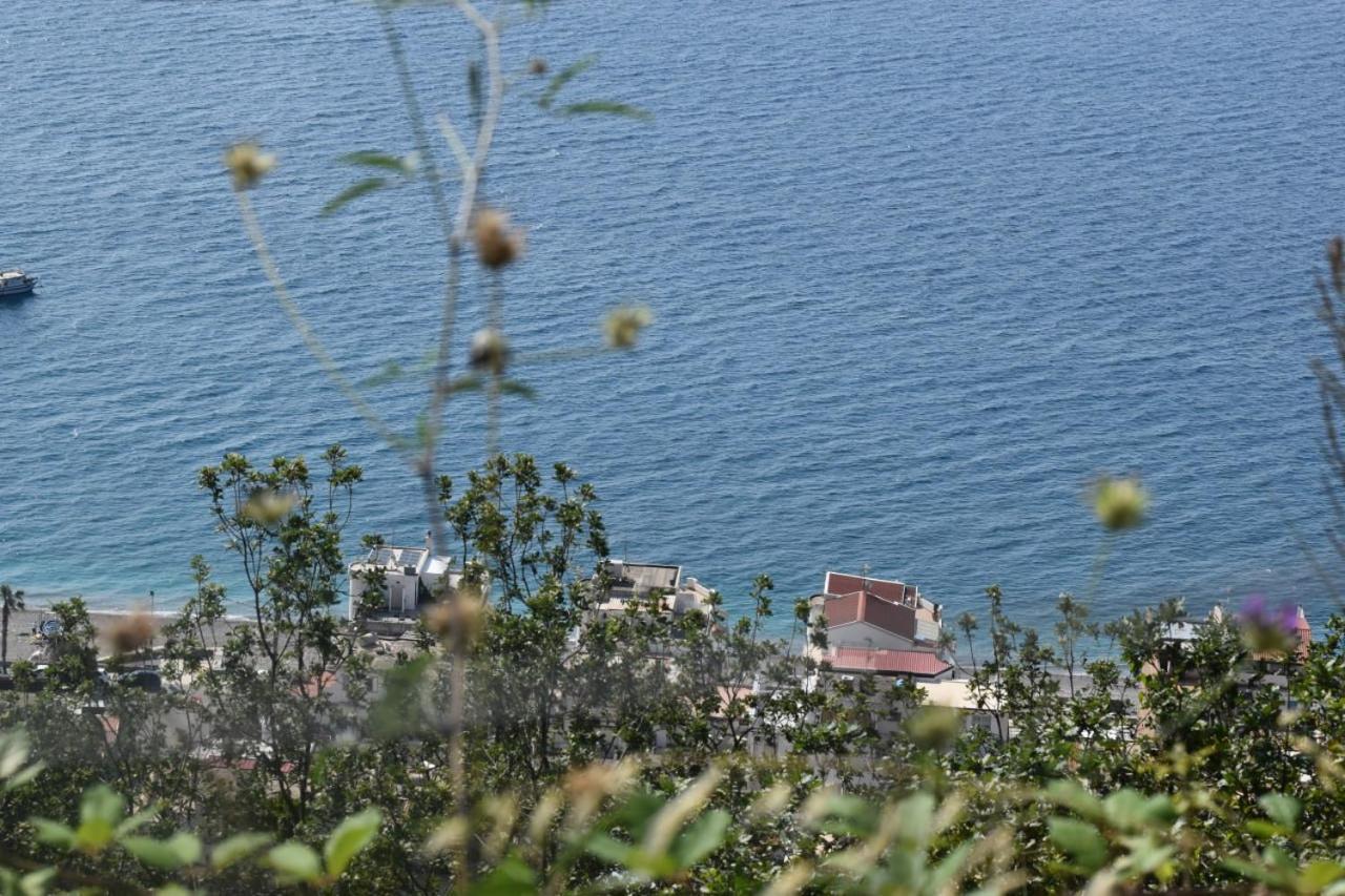 Ferienwohnung Casa Vacanze Luna Letojanni Exterior foto